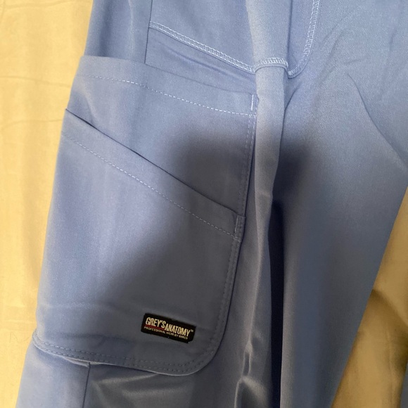 Women's Scrub Pants - NWT - Picture 3 of 5